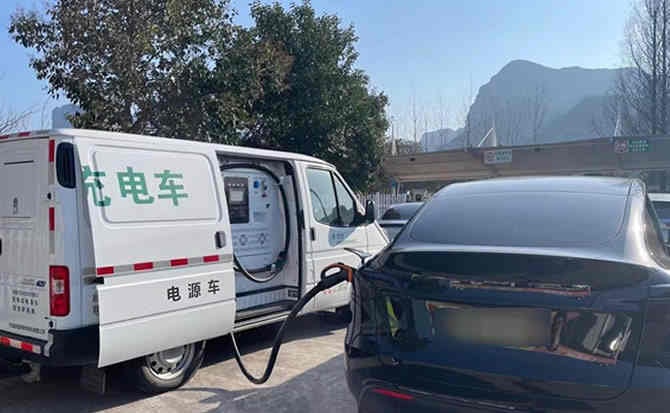 正宁汽车搭电